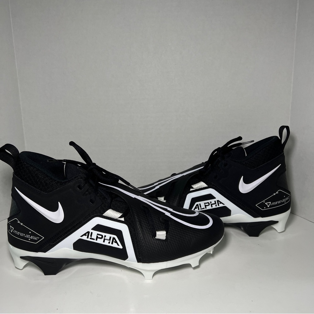 Nike Alpha Menace  football cleats Black/white Size 11 New no box or tags